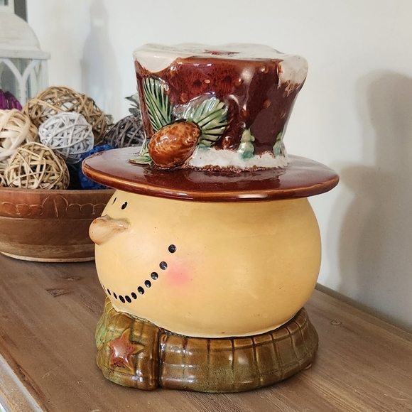 ☃️ Kirklands Bohemian Style Snowman Cookie Jar – Hand-Painted Ceramic, 9.5” - Picture 5 of 15